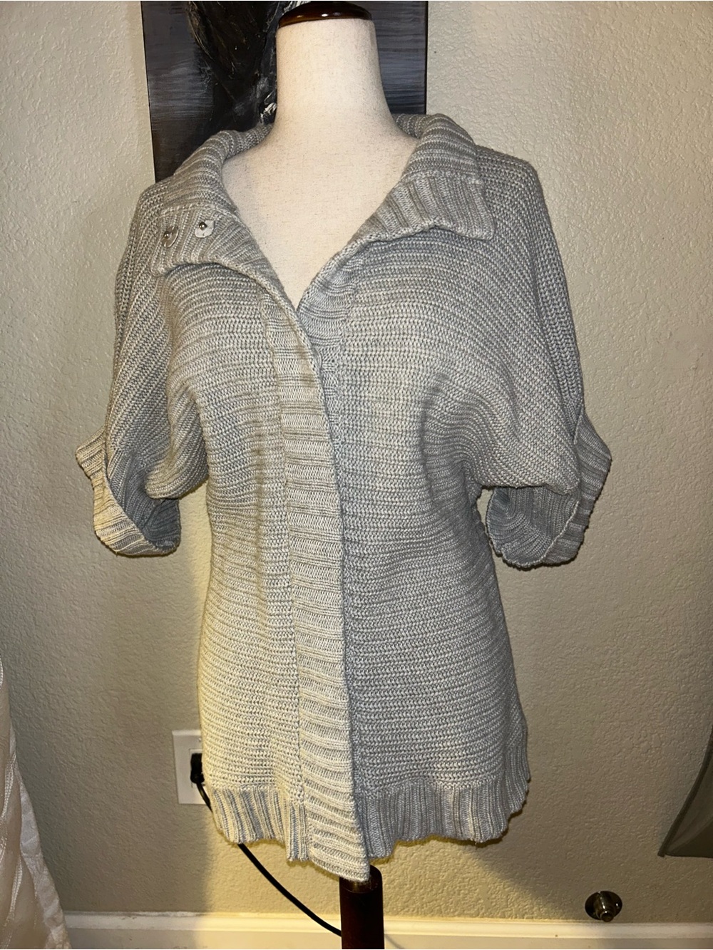 Wool & Cotten Banana Republic Gray Short-Sleeve Knit Cardigan Sweater